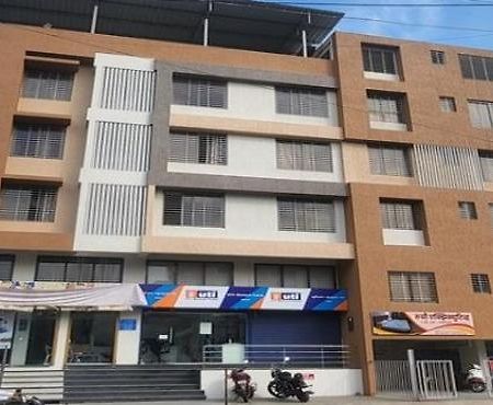 Hotel Ruchi Executive Сатара Екстер'єр фото